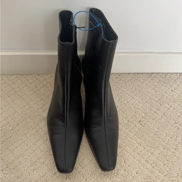 NWOT Staud Wally Black Leather Ankle Boots - size 10/40.5