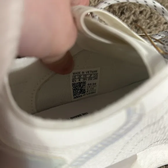 NWT Adidas NMD V3 White Iridescent Sneakers