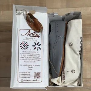 NWT Aintap Barefoot Feel Handmade Light Blue/Gray Shoes