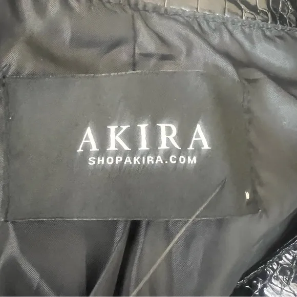 NWT AKIRA Black Vegan Patent Leather Croc Chain Fringe Arm Moto Jacket Medium
