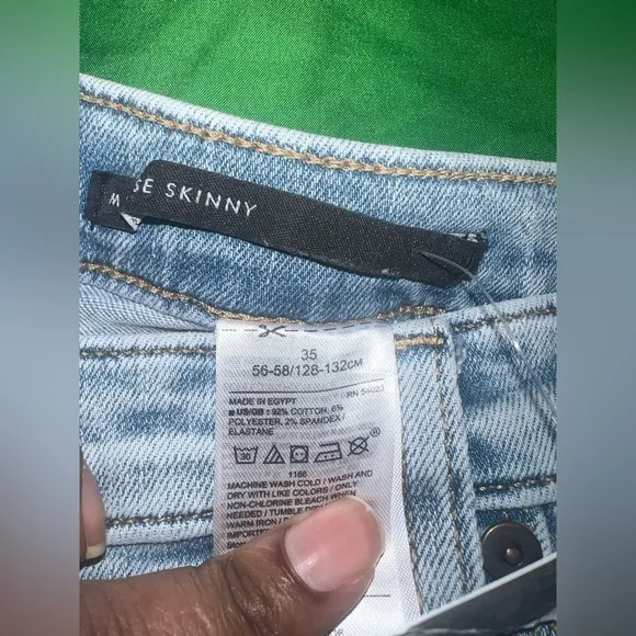 NWT Banana Republic Distressed Light Blue Jeans size 35