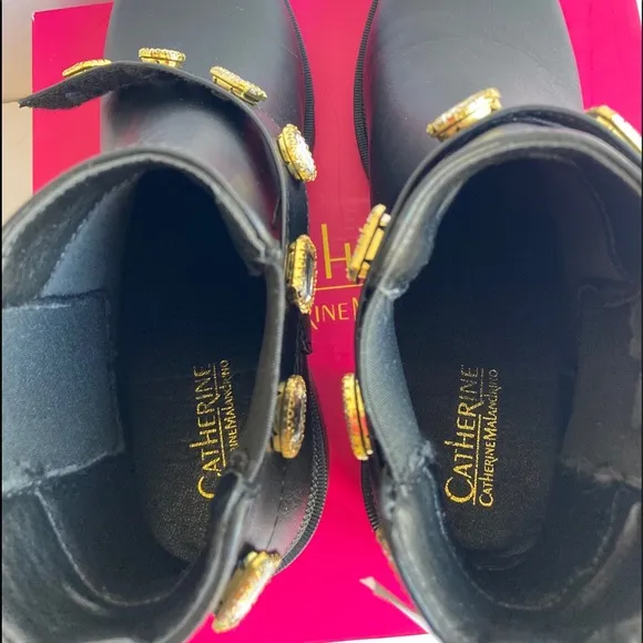 NWT  Black Ankle Boots w/crystals sz 8.5 designer inspired