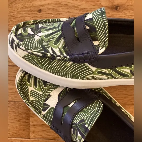 NWT COLE HAAN NANTUCKET LOAFER - PALM PRINT MARINE BLUE LEATHER - FUN &amp; COMFY!