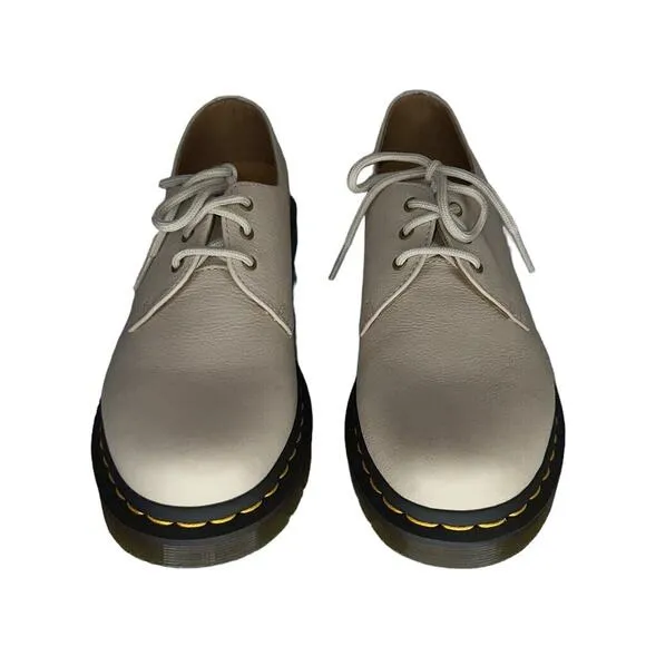 NWT Dr. Martens Oxfords Virginia Grain Leather Beige Tan Lace Up Shoes Size 8
