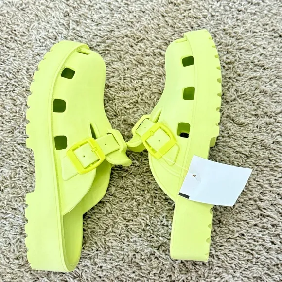 NWT Free People Karlie Buckle Clog Comfy Chunky Platform Citron Lime Green Sz 8
