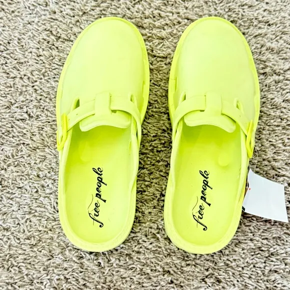 NWT Free People Karlie Buckle Clog Comfy Chunky Platform Citron Lime Green Sz 8