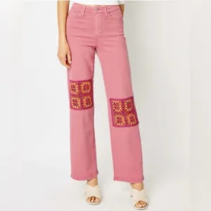 NWT Judy Blue Pink Embroidered Women's Jeans size 29