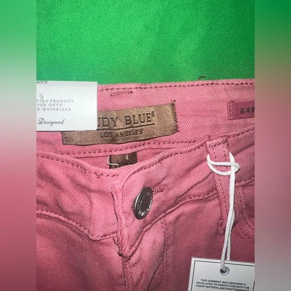 NWT Judy Blue Pink Embroidered Women's Jeans size 29
