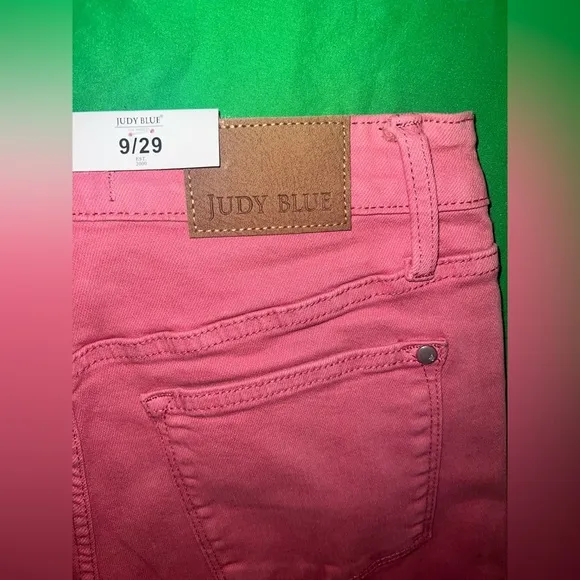 NWT Judy Blue Pink Embroidered Women's Jeans size 29