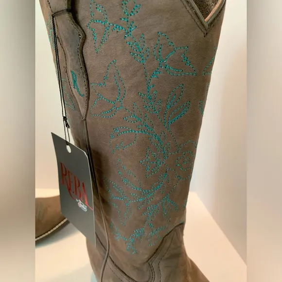 NWT - JUSTIN BOOTS Harlan Cowboy Boots Size 10 - Festival Fun! Reeba Boot Teal