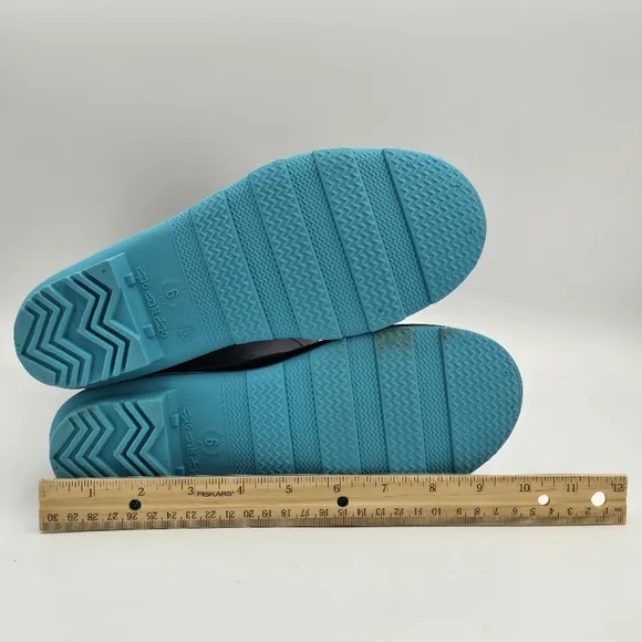 NWT Kamik Raindrops Rubber Rain Boots, Navy/Teal Big Kids Size 6 (Unisex)