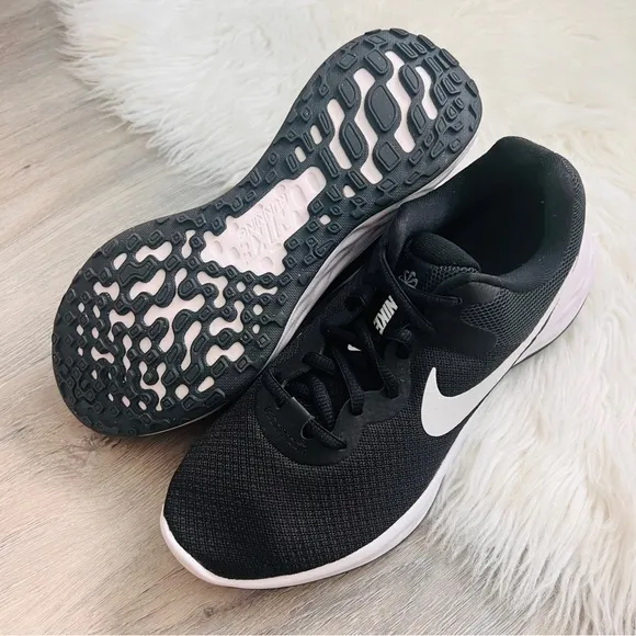 NWT Nike Revolution 6 NN Women’s Shoes