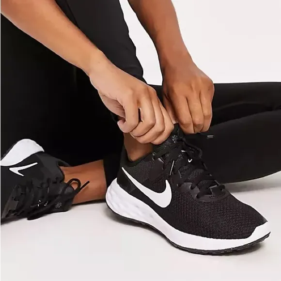 NWT Nike Revolution 6 NN Women’s Shoes