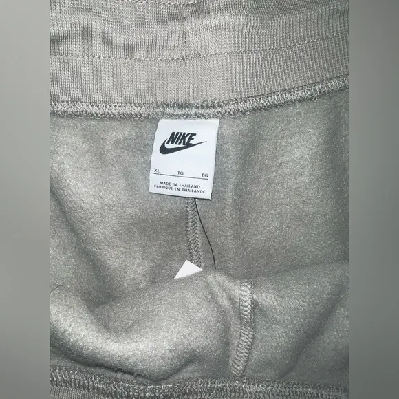 NWT Nike Women's Gray Shorts size XL