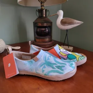 NWT UIN Women's Size 7 Slip on Travel Shoes Serene Afternoon Toledo I