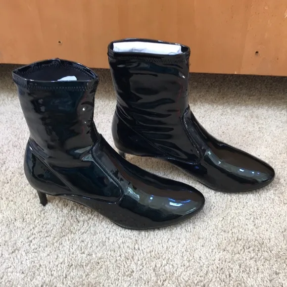 NWT! ZARA size 38/7.5 black ankle pull on boots