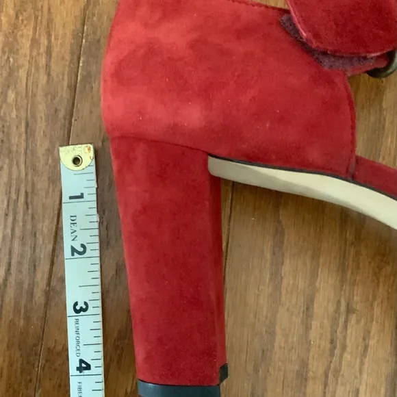 NWT..STUART WEITZMAN…shoes