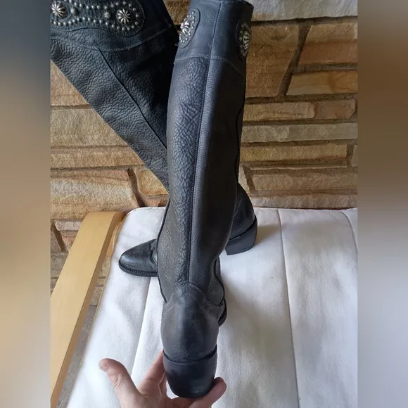 Old Gringo Black Knee-High Leather Boots with Embellishments_7.5