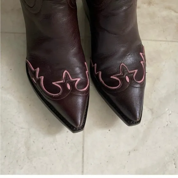 Old Gringo Brown and Pink Heeled Boots with Intricate Stitching and Pointed Toe