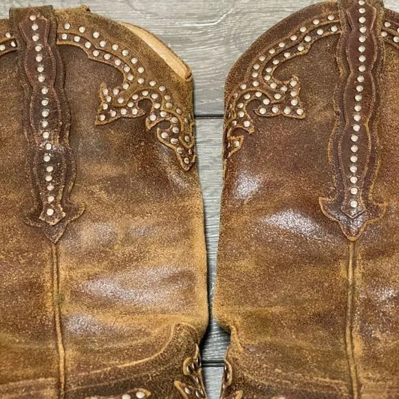 Old Gringo Distressed Leather and Studded Cowboy Boots Women’s Size 6.