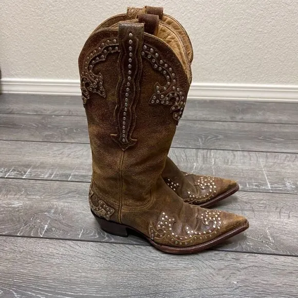 Old Gringo Distressed Leather and Studded Cowboy Boots Women’s Size 6.
