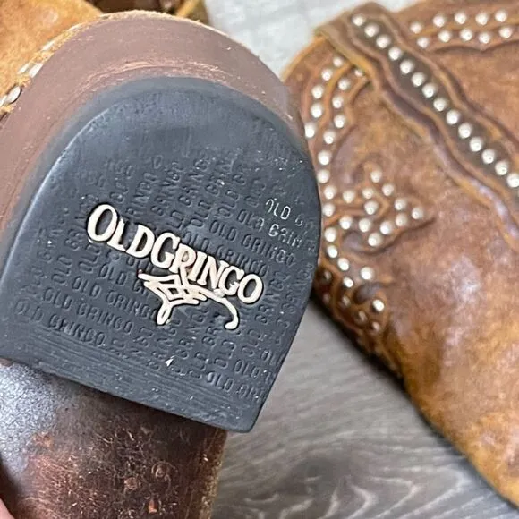 Old Gringo Distressed Leather and Studded Cowboy Boots Women’s Size 6.