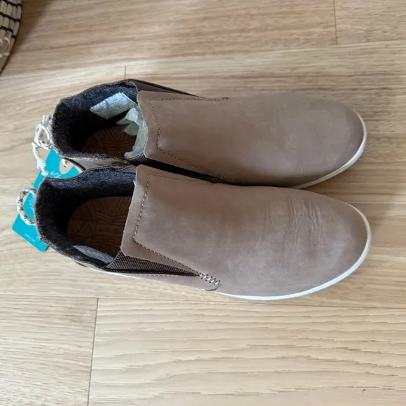 Olukai Hawai‘iloa Manu Hope $160 Women’s Waterproof Booties size 8 W