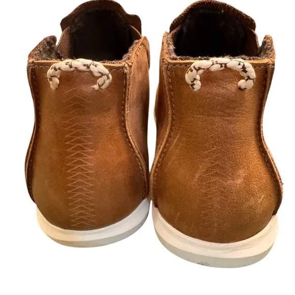 Olukai Hawai‘iloa Manu Hope Taupe Boots Booties Waterproof Size (7.5-) 8 in EUC