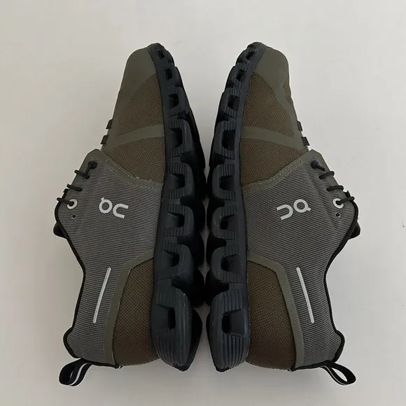 On Cloud 5 Waterproof Running Shoes Olive Green CloudTec Womens Size 9