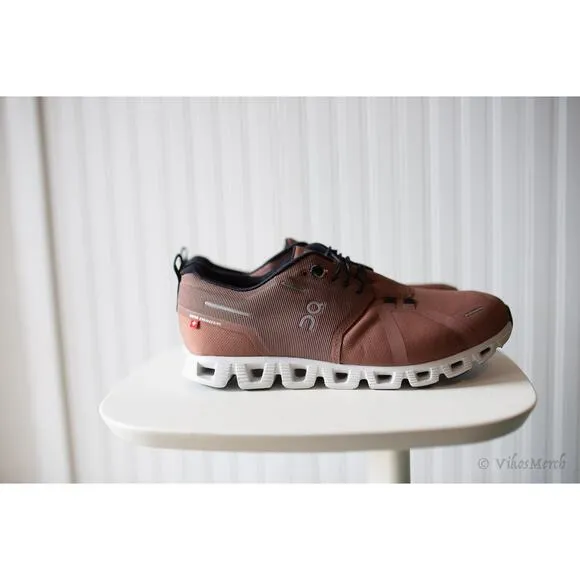 ON Cloud 5 Waterproof Sneakers Women's 9.5 NEW