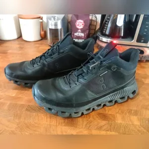 On Cloud Shoes