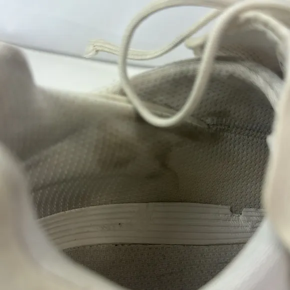 On Running Cloudnova Undyed Men's Running Shoes