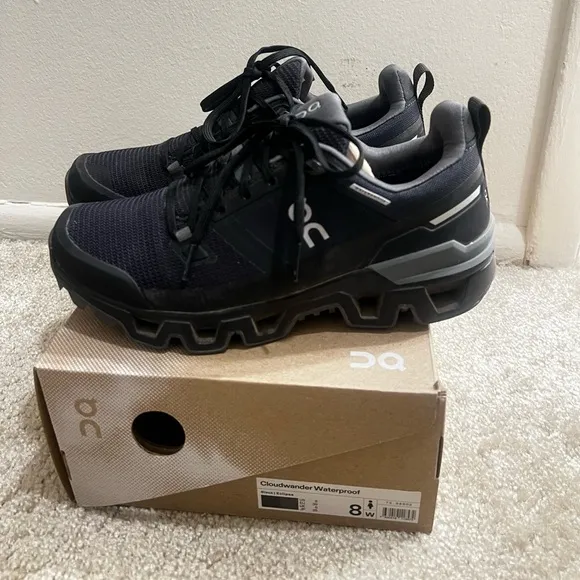 On Running Cloudwander Waterproof Shoes