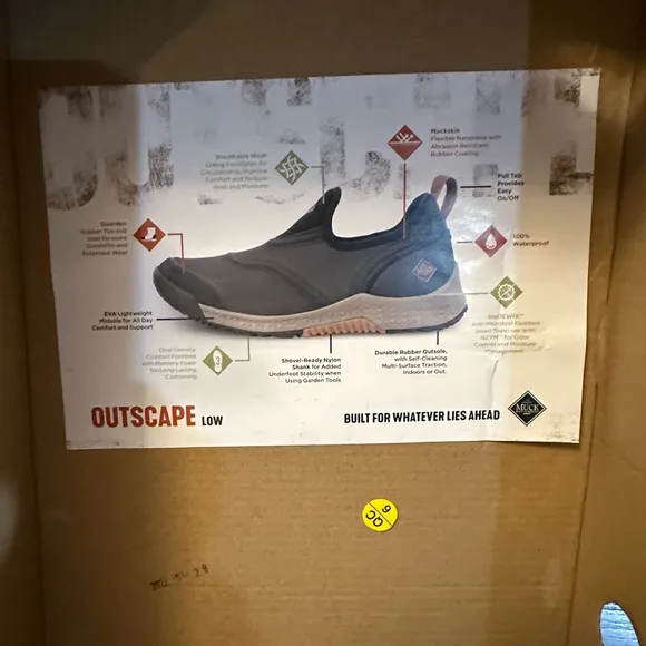 Original Muck Womens Outscape dark gray,  teal, pink Waterproof Shoes (NWT)