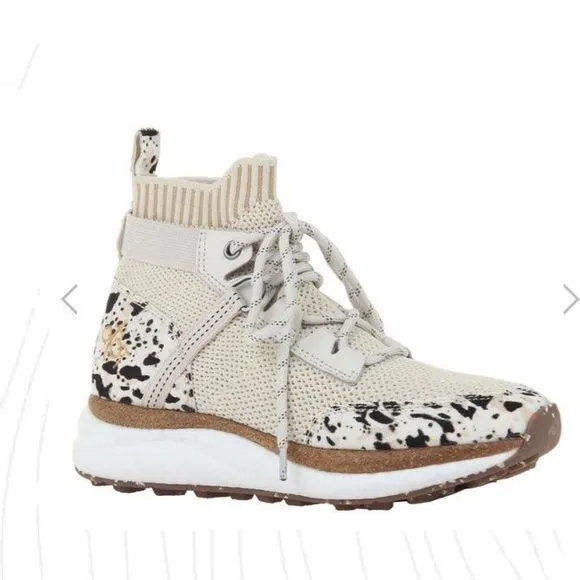 OTBT Hybrid High Top Platform women’s Sneaker size 6.5 shoes animal print lace-