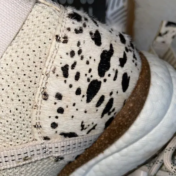 OTBT Hybrid High Top Platform women’s Sneaker size 6.5 shoes animal print lace-