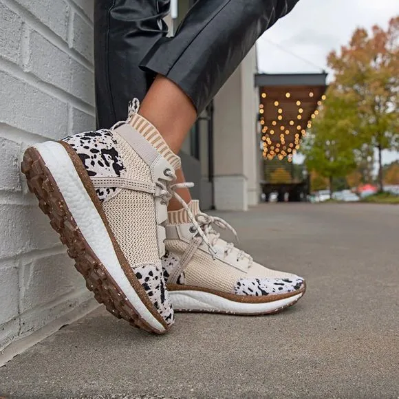 OTBT Hybrid High Top Platform women’s Sneaker size 6.5 shoes animal print lace-