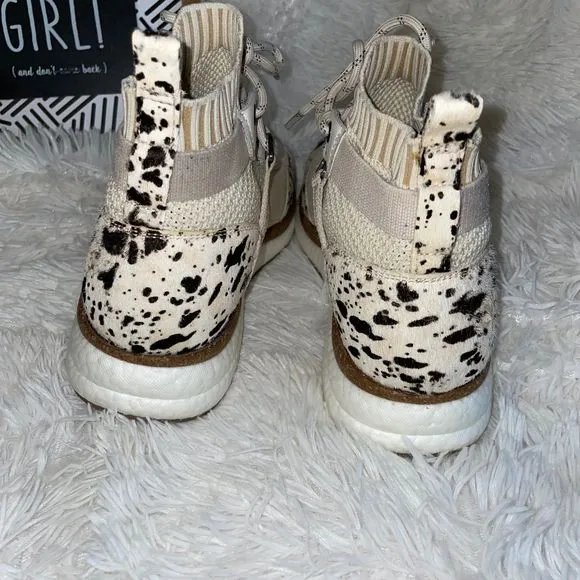 OTBT Hybrid High Top Platform women’s Sneaker size 6.5 shoes animal print lace-