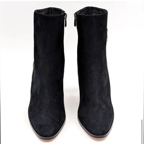 PAIGE Women’s CAMI SUEDE ANKLE BOOTS WITH ZIPPER DETAIL BLACK SIZE 9.5 NWOT $395
