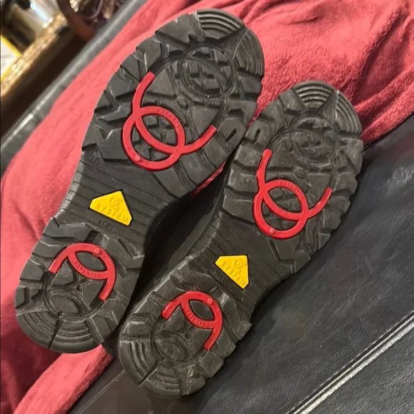 Pajar Black Winter Boots in excellent condition