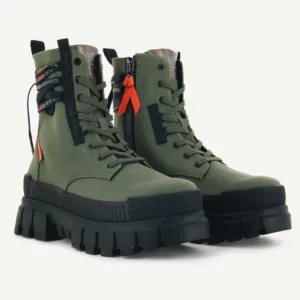 Palladium revolution boots 8.5 Woman’s - New with box