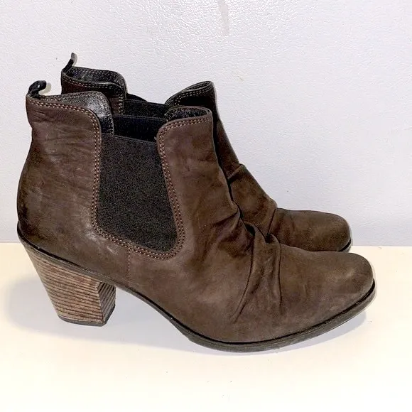 Paul Green Women’s Brown Nubuck Chelsea Ankle Boots size 9US/ 6.5UK