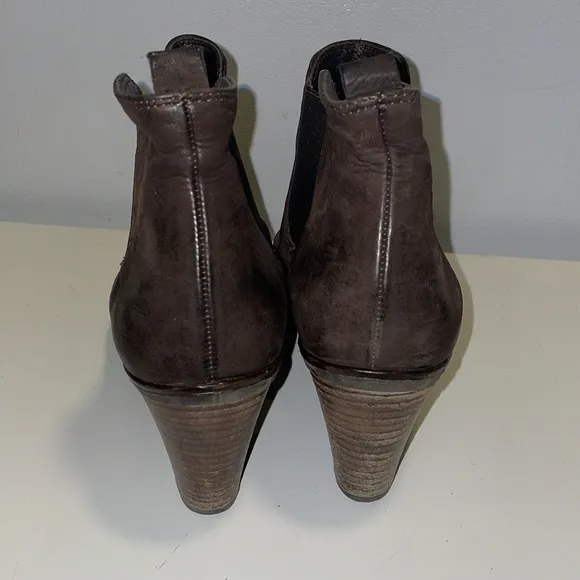 Paul Green Women’s Brown Nubuck Chelsea Ankle Boots size 9US/ 6.5UK