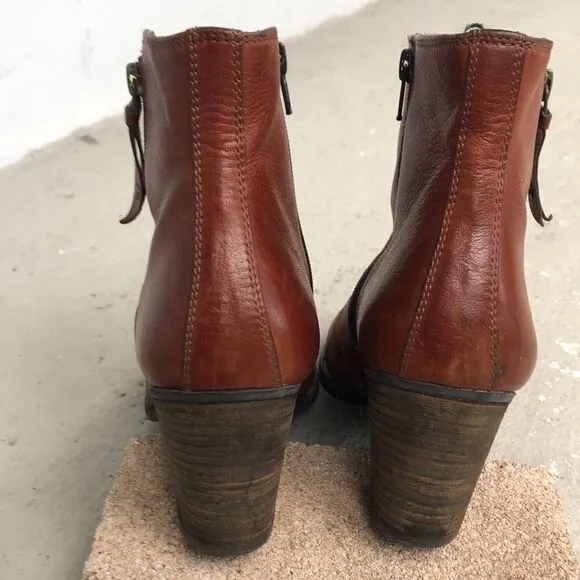 Paul Green ankle boots