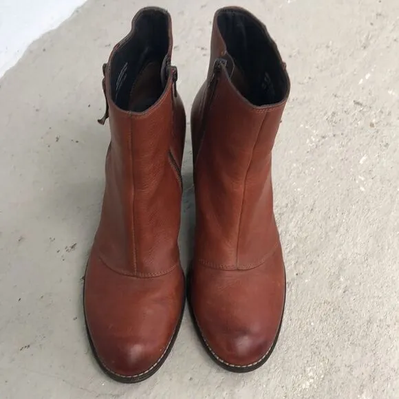 Paul Green ankle boots