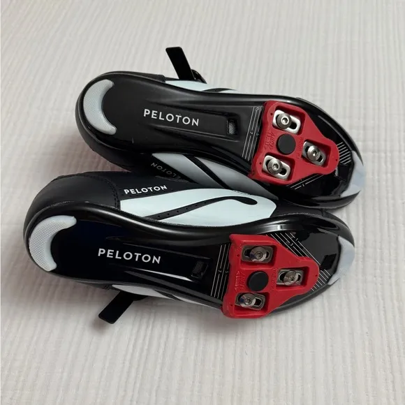 Peloton Cycling Shoes Size 39 Quick Ratchet Clip, Hook &amp; Loop Straps Adjustable