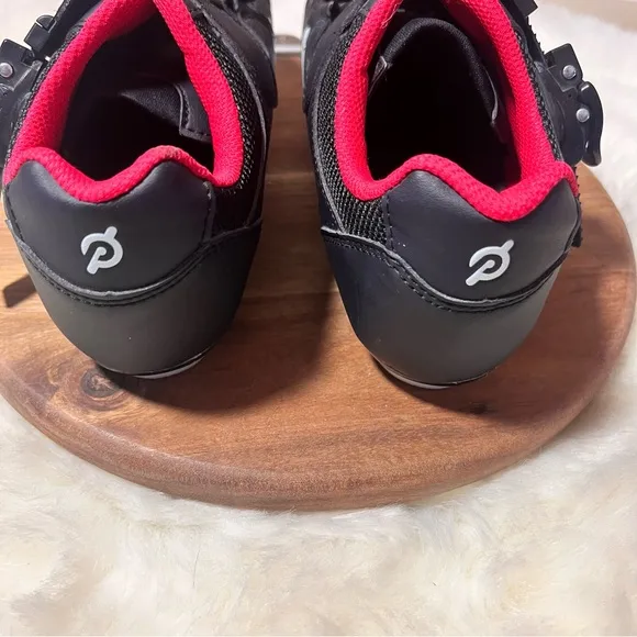 Peloton Women's Cycling Shoes Black and Red Size 39