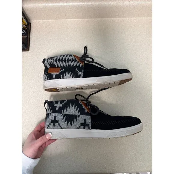 Pendleton La Brea Aztec Lace Up Water Resistant Wool Suede Chukka Boots Size 12