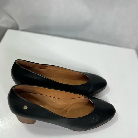 Pikolinos genuine leather black shoes, NWOB, size 39