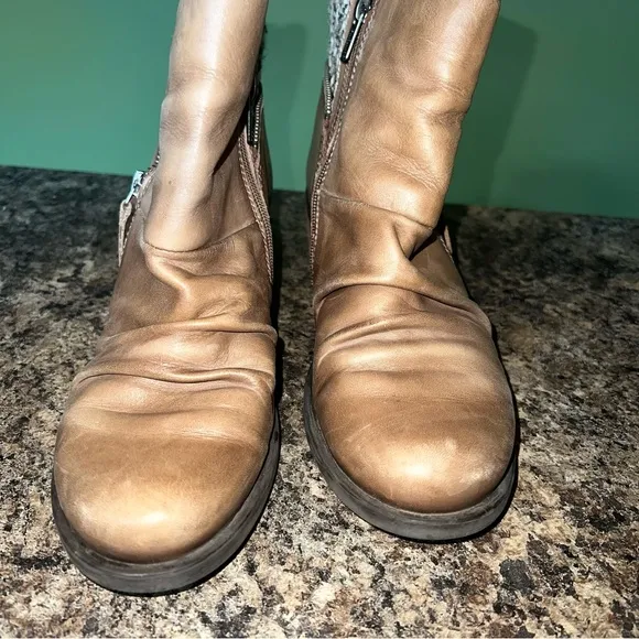 Pikolinos Leather Scrunch Ankle Boots With Knit Accent Trim Size 38.